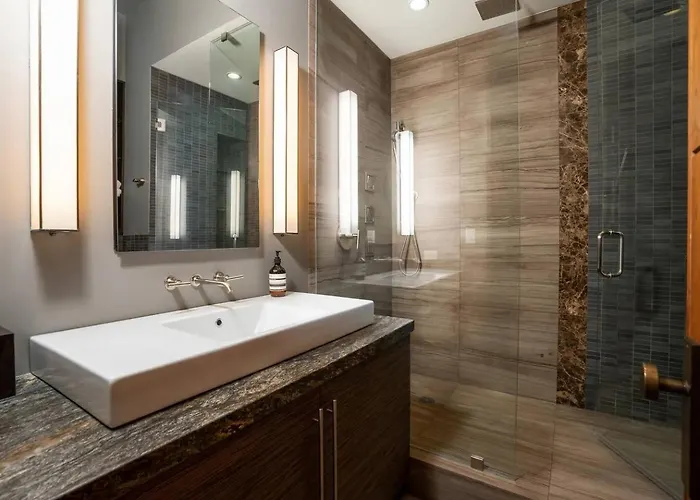 Expansive Views Of Michigan Apartamento